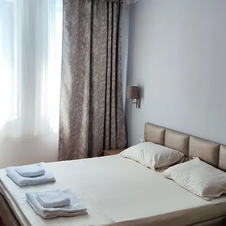 Apartamento влас етъра 1 Near The